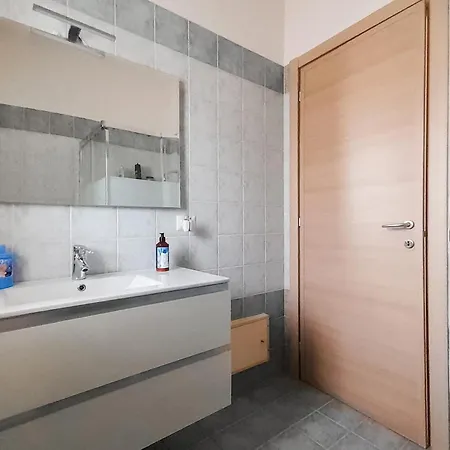 Cozy In With Kitchen 度假居 *
