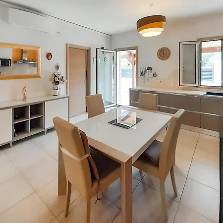 Cozy In With Kitchen 度假居 普尔萨诺
